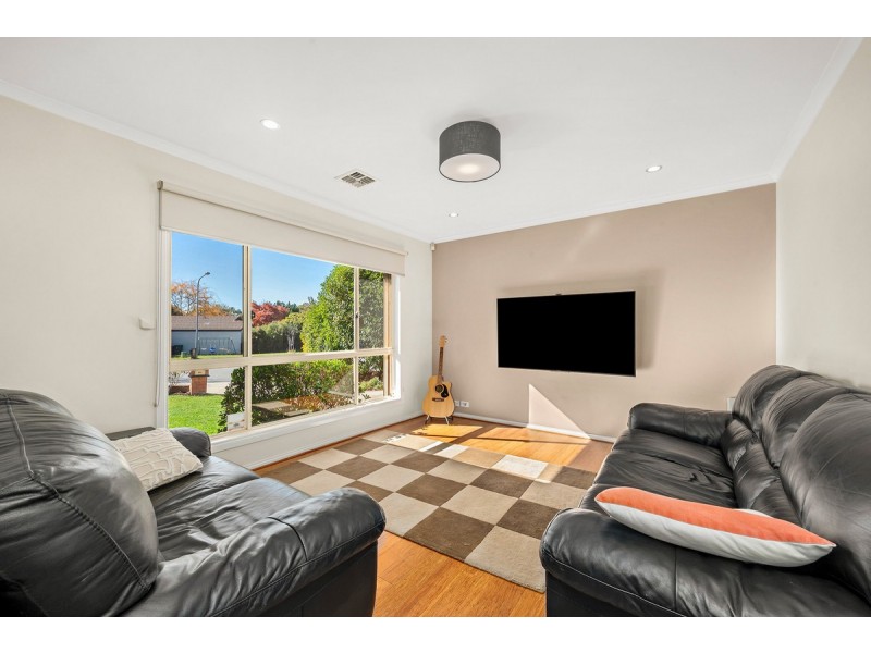 11 Lark Place, Ngunnawal ACT 2913