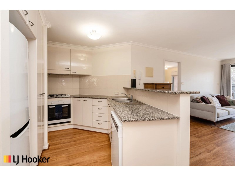 9/2 Tauss  Place, Bruce ACT 2617