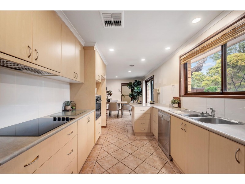 11 Nambucca Street, Kaleen ACT 2617