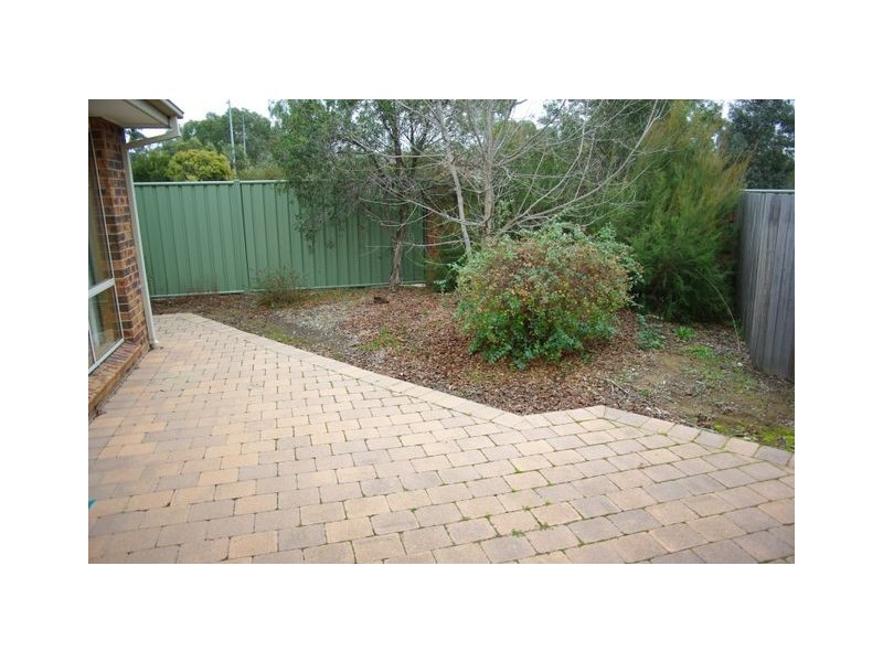 8/12 Blackett Street, Greenway ACT 2900