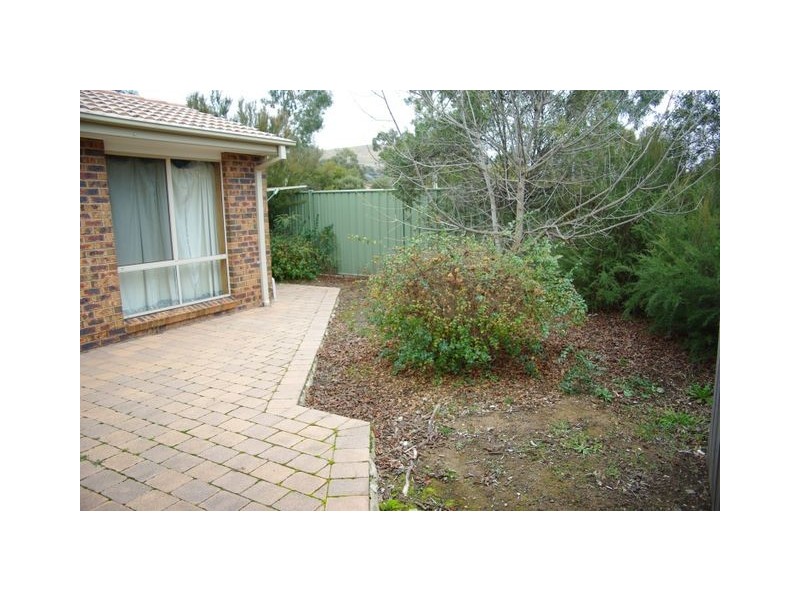 8/12 Blackett Street, Greenway ACT 2900