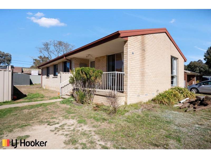 5 Annand Place, Wanniassa ACT 2903