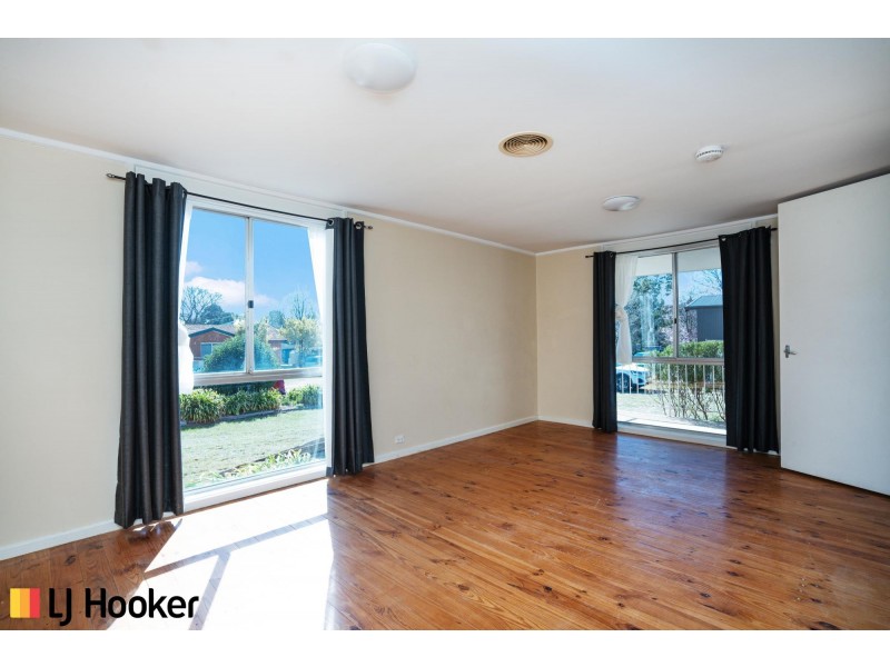 5 Annand Place, Wanniassa ACT 2903