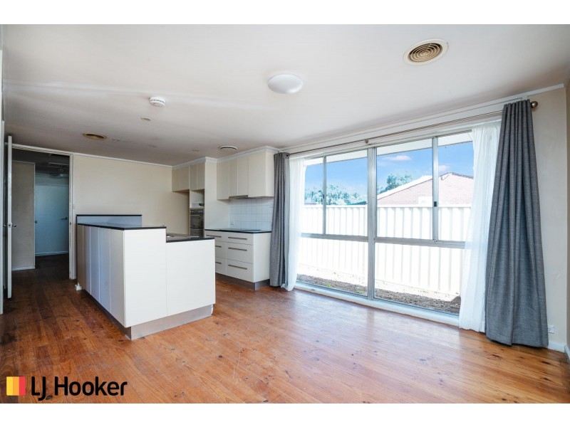 5 Annand Place, Wanniassa ACT 2903