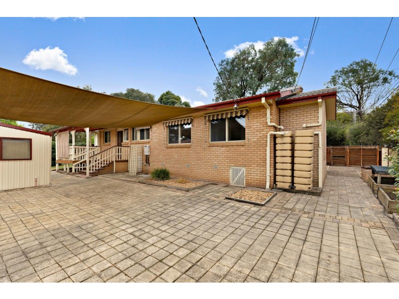 8 Nyawi Place, Giralang ACT 2617