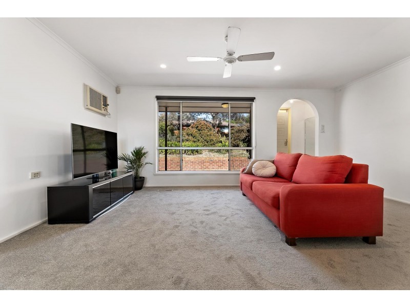 136 Chuculba Crescent, Giralang ACT 2617
