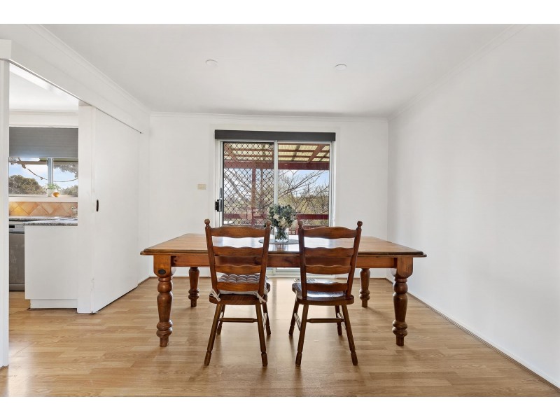 136 Chuculba Crescent, Giralang ACT 2617