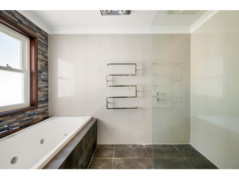 42 Tyrrell  Circuit, Kaleen ACT 2617