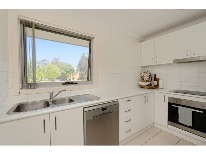 12/1 Wanliss Street, Latham ACT 2615