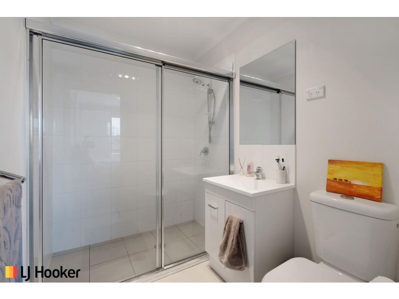 12/1 Wanliss Street, Latham ACT 2615