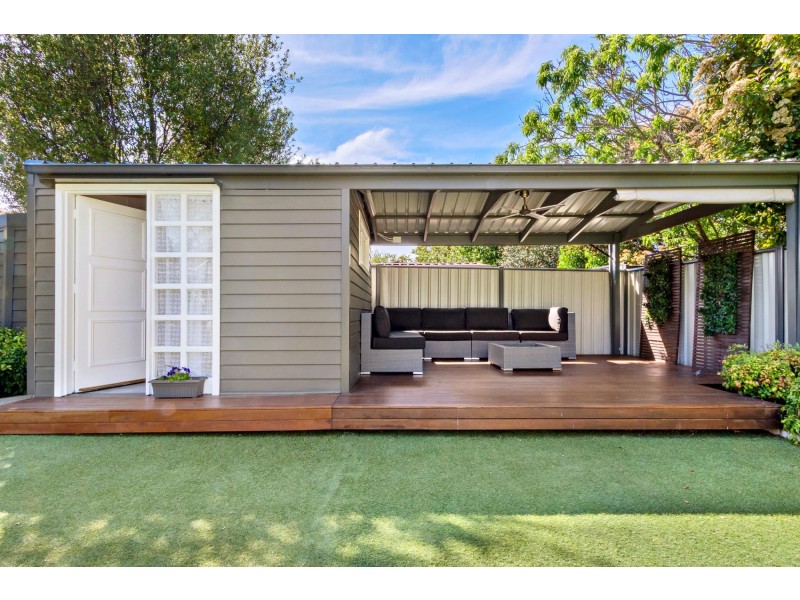 16 Lance Hill Avenue, Dunlop ACT 2615
