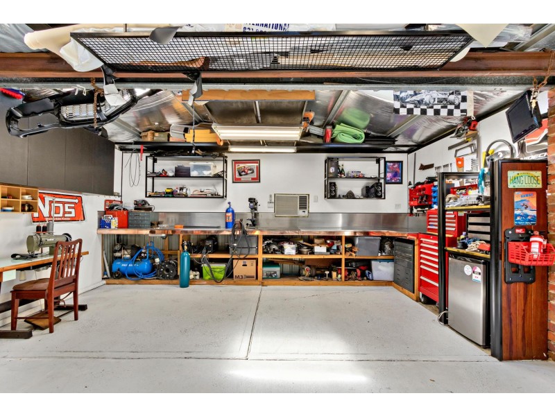 16 Lance Hill Avenue, Dunlop ACT 2615