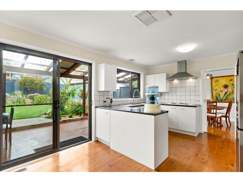 10 Dobinson Place, Flynn ACT 2615