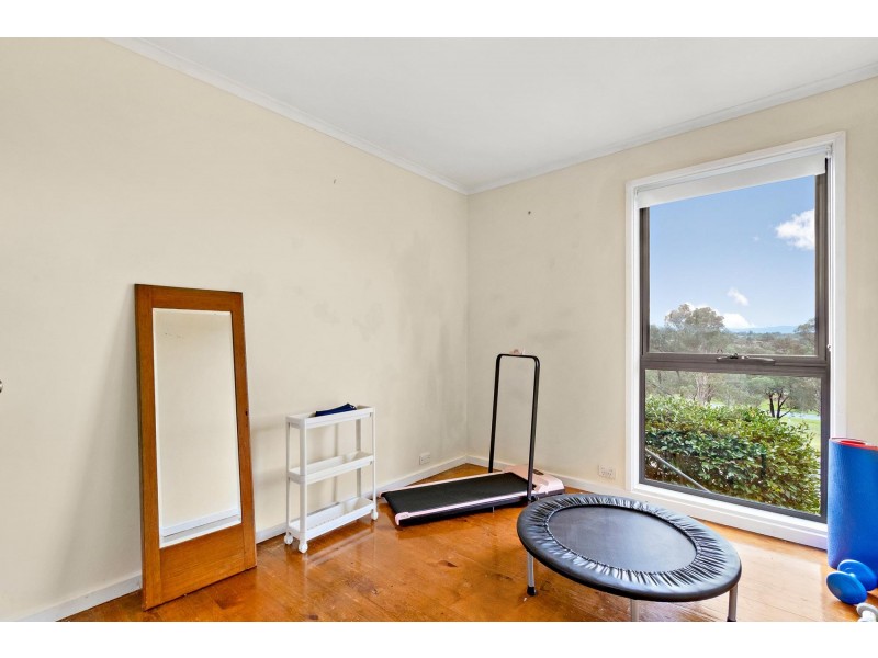 10 Dobinson Place, Flynn ACT 2615