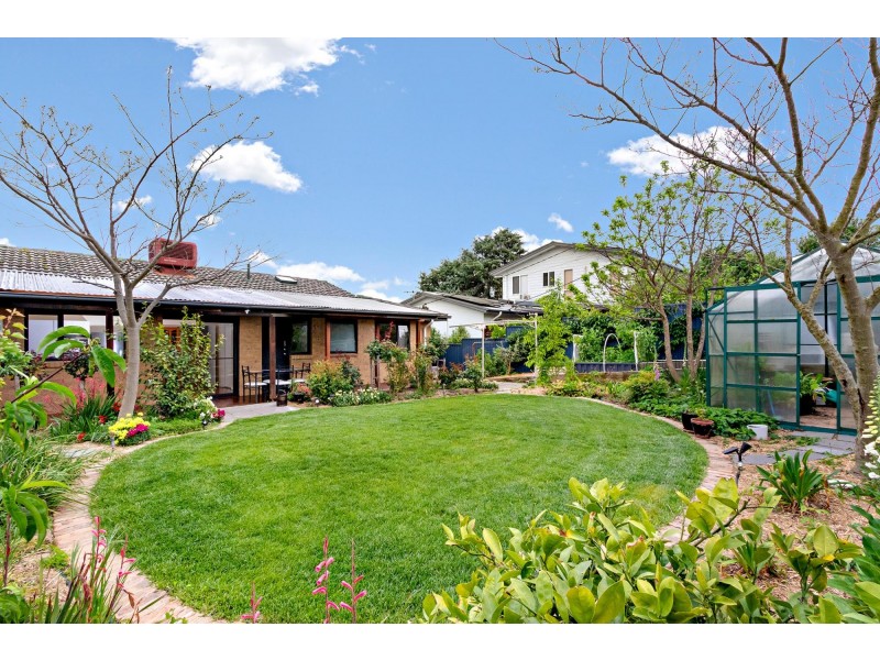 10 Dobinson Place, Flynn ACT 2615