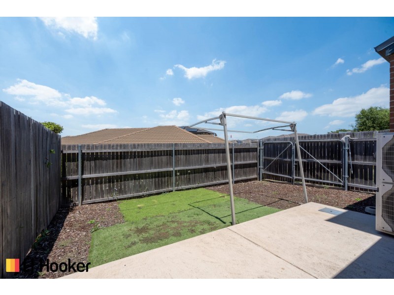 18/17 Margaret Tucker Street, Bonner ACT 2914