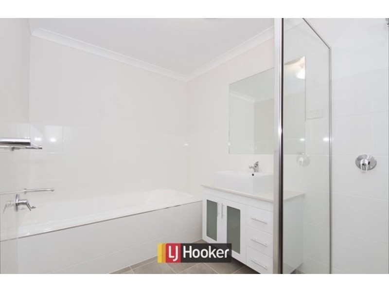 5 Bednall Place, Mckellar ACT 2617