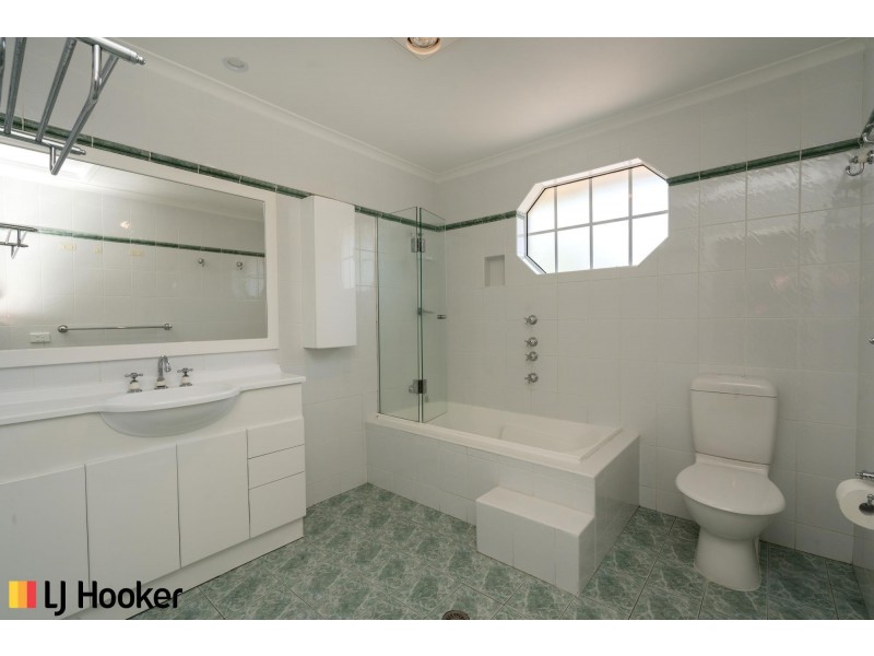 40 Dowthwaite Street, Fraser ACT 2615