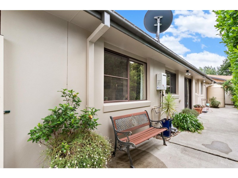 10 Leibnitz Place, Isabella Plains ACT 2905