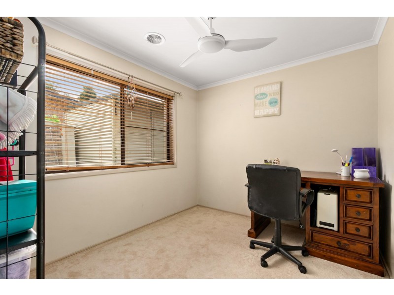 10 Leibnitz Place, Isabella Plains ACT 2905