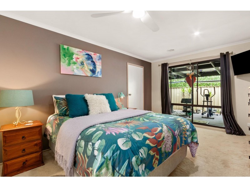 10 Leibnitz Place, Isabella Plains ACT 2905