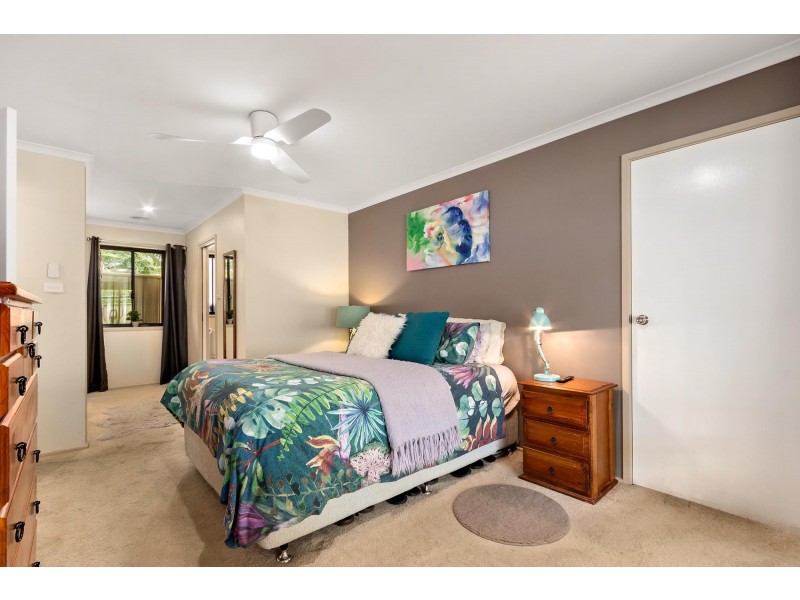 10 Leibnitz Place, Isabella Plains ACT 2905