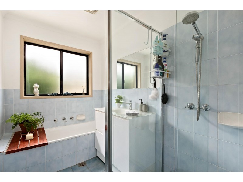 10 Leibnitz Place, Isabella Plains ACT 2905