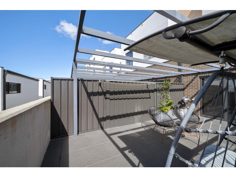 22 Narrambla Terrace, Lawson ACT 2617