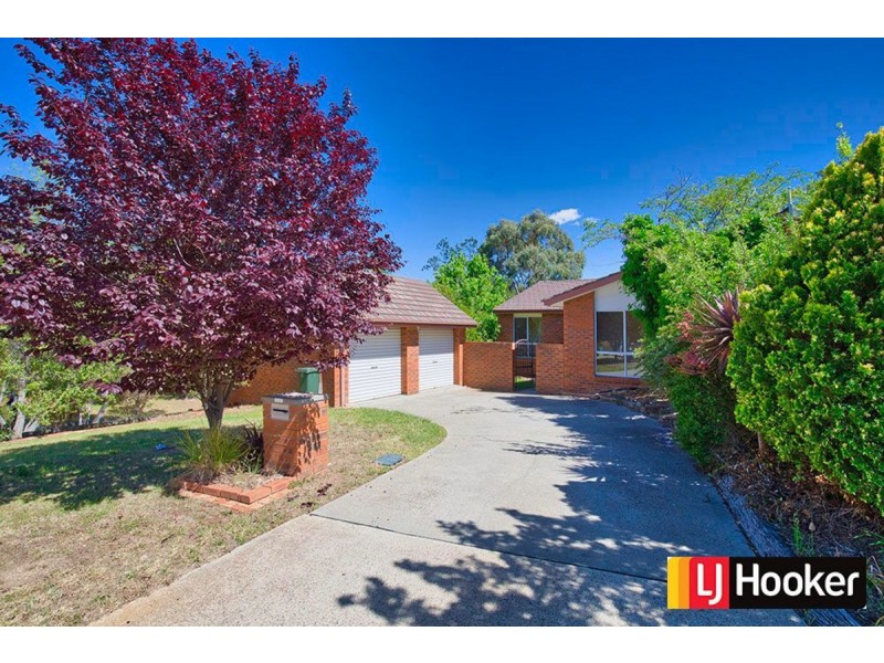 8 Edney Place, Isaacs ACT 2607