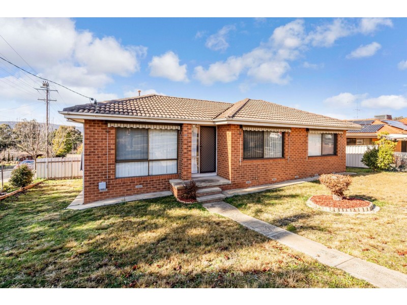 156 Donald Road, Karabar NSW 2620