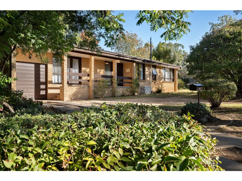 2 Mackellar Crescent, Cook ACT 2614