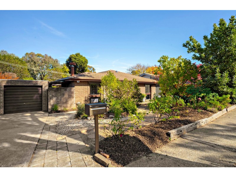 14 Messenger Street, Holt ACT 2615