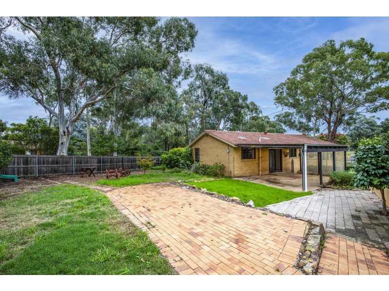 19 Wheeler Crescent, Wanniassa ACT 2903