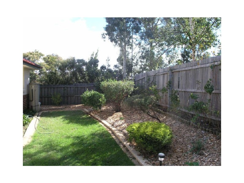 5/11 Clara Close, Amaroo ACT 2914