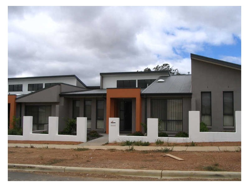 27 Sarre Street, Gungahlin ACT 2912