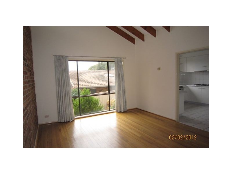 11 Dutterau Street, Lyneham ACT 2602