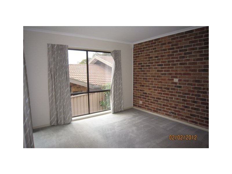 11 Dutterau Street, Lyneham ACT 2602