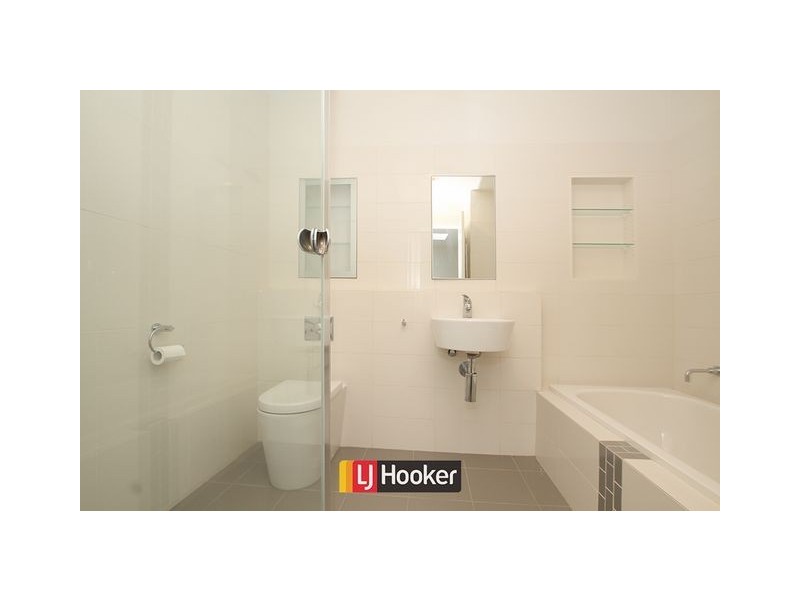 30 Aspinal Street, Watson ACT 2602