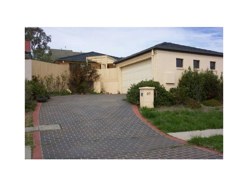 27 Lampard Circuit, Bruce ACT 2617