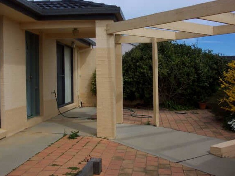 27 Lampard Circuit, Bruce ACT 2617