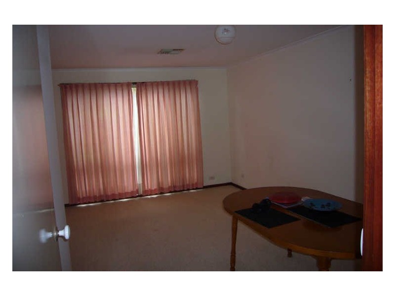 18 Fristrom Crescent, Lyneham ACT 2602
