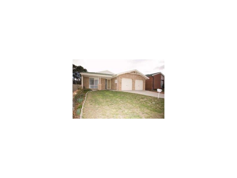 10 Leonard Close, Dunlop ACT 2615