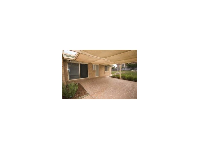 10 Leonard Close, Dunlop ACT 2615