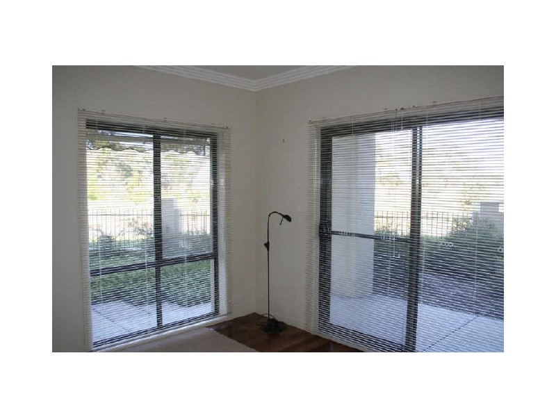 27 Katoomba Street, Harrison ACT 2914