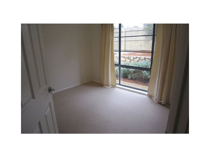 4/200 Baldwin Drive, Giralang ACT 2617