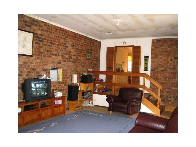 11 Kootingal Street, Giralang ACT 2617