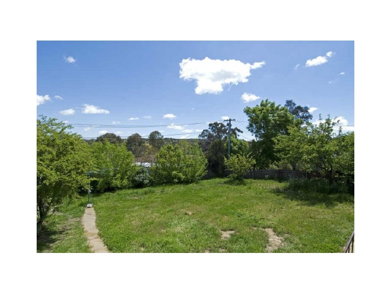 142 Chuculba Crescent, Giralang ACT 2617
