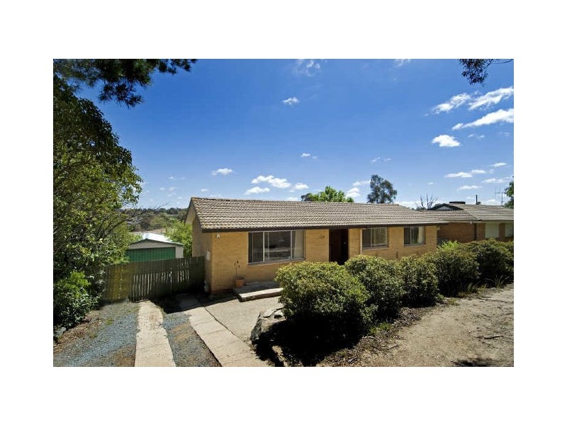 142 Chuculba Crescent, Giralang ACT 2617