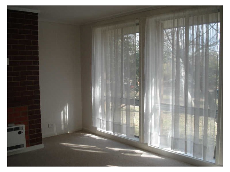 14 Stretton Crescent, Latham ACT 2615