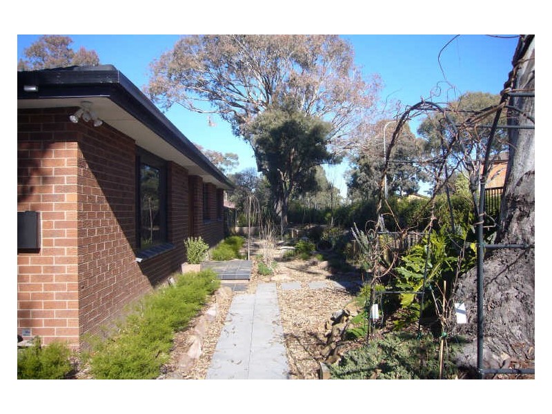 47 Bettington Circuit, Charnwood ACT 2615